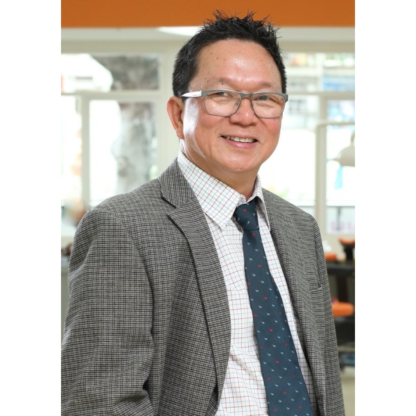 Worldwide Dental & Cosmetic Surgery Hospital (fka Dr. Hung & Associates Dental Center) - Clinictor
