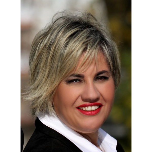 Yeni Dental Esteti̇k Center - Clinictor