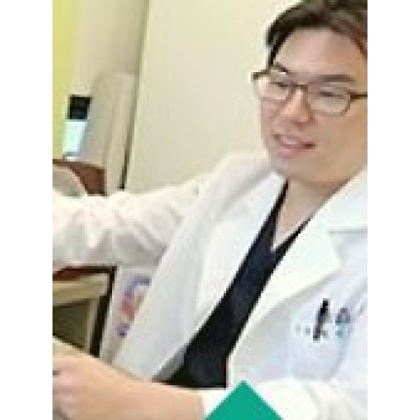 Yonsei Four Seasons Dental Clinic - Clinictor