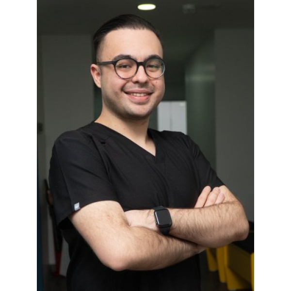 Clinictor - Işikdent International - Kadikoy - Ali Eren Kızıltepe