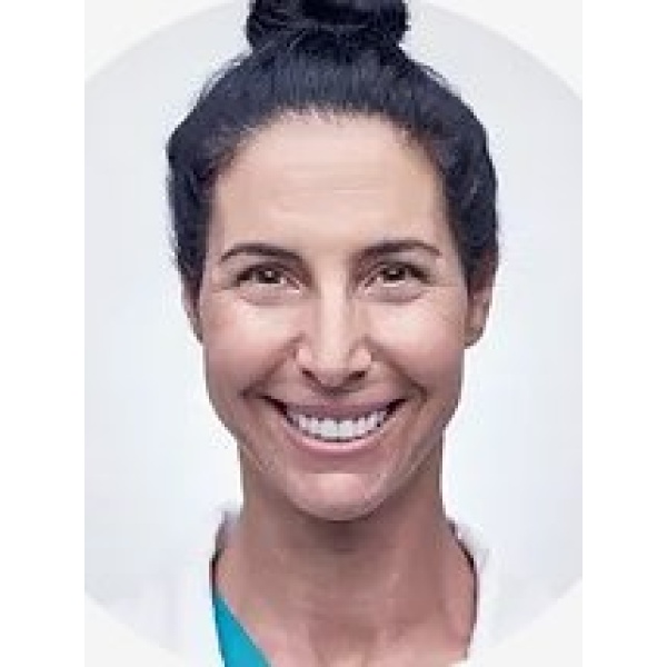 Clinictor - McBrady Cosmetics Clinic - Angela Lentini