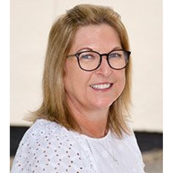 Clinictor - Cottage Dental and Implant Clinic - Angela Wilson