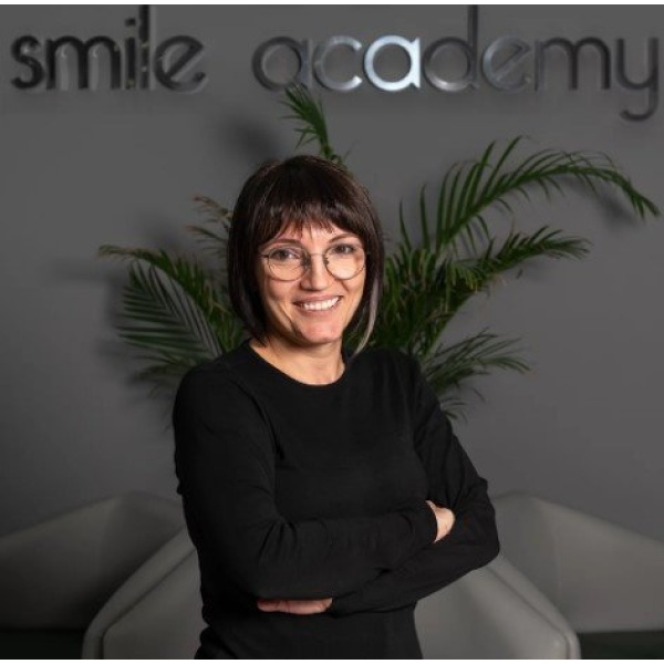 Clinictor - Smile Academy Clinic - Bengü Bozacı