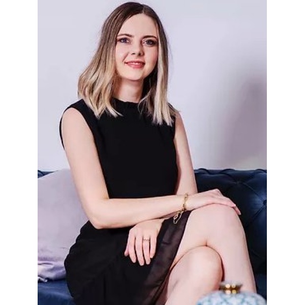 Clinictor - Dr Emrah Aslan Clinic - Carolina Aslan