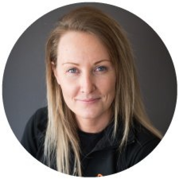 Clinictor - Newbury Dental - Claudia
