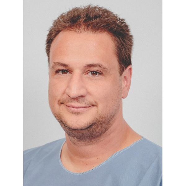 Clinictor - Imperial Dental - Csaba Elischer