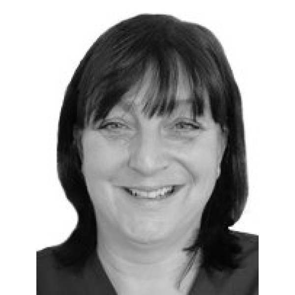 Clinictor - Omnia Dental Spa - Debbie Maddocks