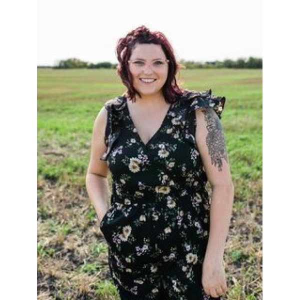 Clinictor - Niverville Heritage Dental Centre - Deryn