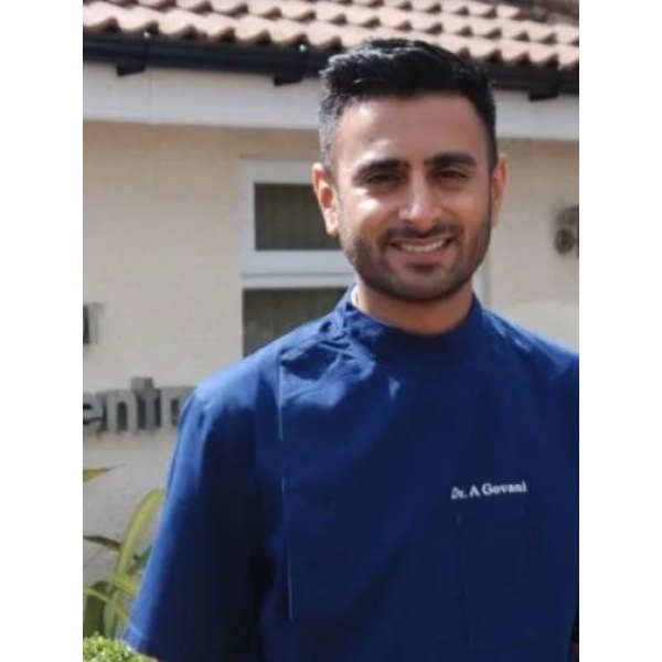 Clinictor - Manor Dental Centre - Dr Adam Govani
