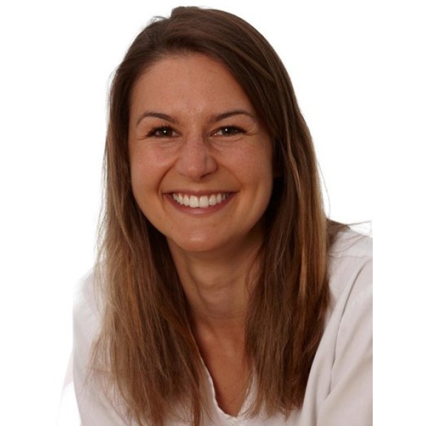 Clinictor - Confident Dental and Implant Clinic - Dr Ala Rozwadowska