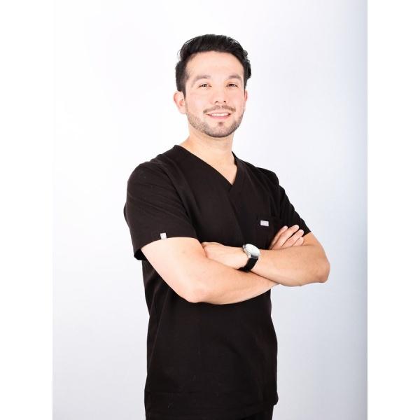 Clinictor - Novadent Dental Clinic - Dr Alberto Mejia