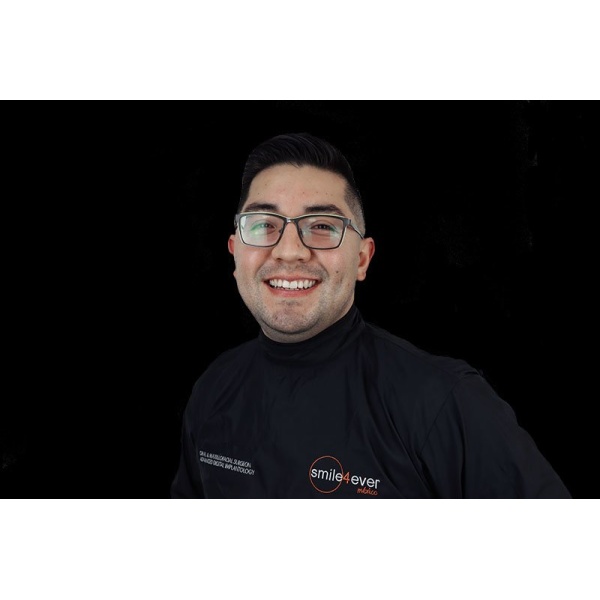 Clinictor - Smile 4ever - Dr Alejandro Gonza