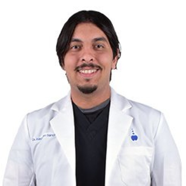 Clinictor - Dental Alvarez - Dr Alejandro Sanchez