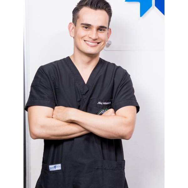 Clinictor - Jehova Rafa Dental Center - Dr Alexander  Villalobos