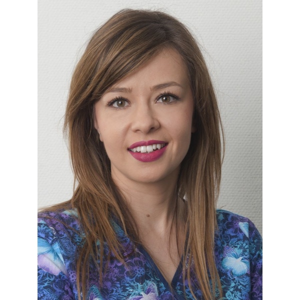 Clinictor - Velvet Dental - Dr Alexandra  Mircea