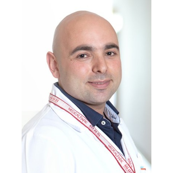 Clinictor - Medical Park Bahçelievler IVF Center / Ali İhsan Gönenç - Dr Ali İhsan Gönenç