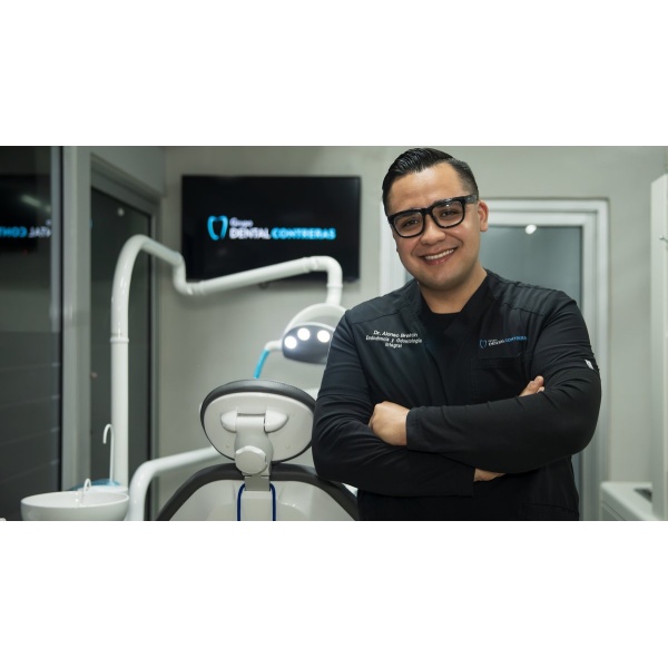Clinictor - Grupo Dental Contreras - Dr Alonso Breach