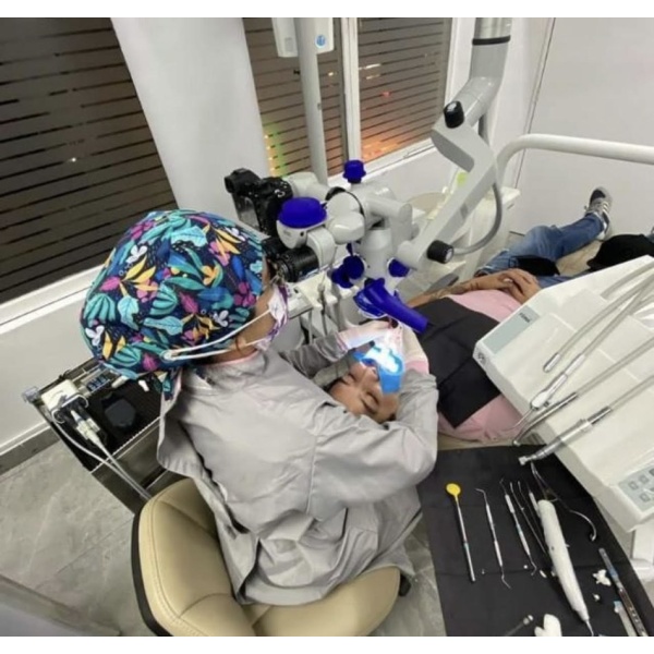 Clinictor - Ideal Dental Center - Mexico City - Dr Ami Solanche