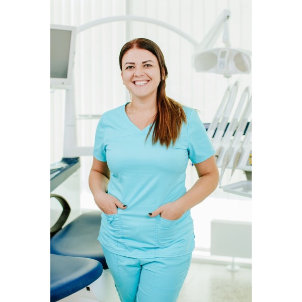 Clinictor - Save on Dental Care - Budapest - Dr Anamaria  Oros