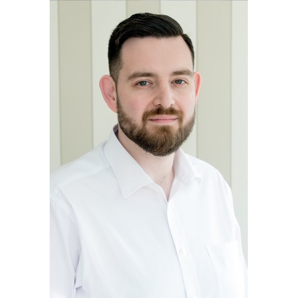 Clinictor - The Bogdan And Gyenes Oral And Dental Surgery - Dr Andras Olariu