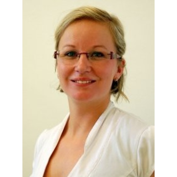 Clinictor - Zsolnai Dent - Dr Andrea Jeviczki