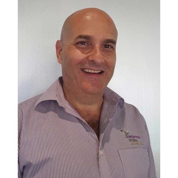 Clinictor - Centennial Smiles - Dr Andrew Dunn