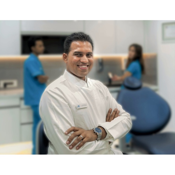 Clinictor - AK GLOBAL DENT - A Centre For Modern Dentistry & Orthodontics - Dr Aneesh Katyal
