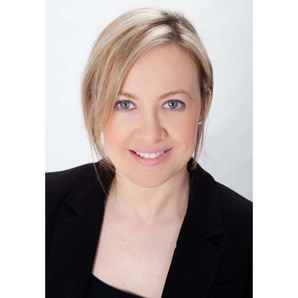 Clinictor - Brooklands Dental Clinic Ltd - Dr Ania Andrysiewicz