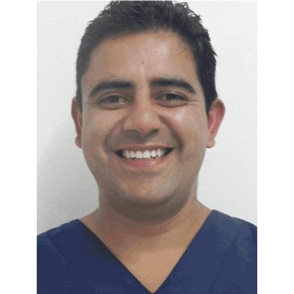 Clinictor - Dentists in Mexico--SMILE MAKEOVERS - Dr Antonio Cook Caballero