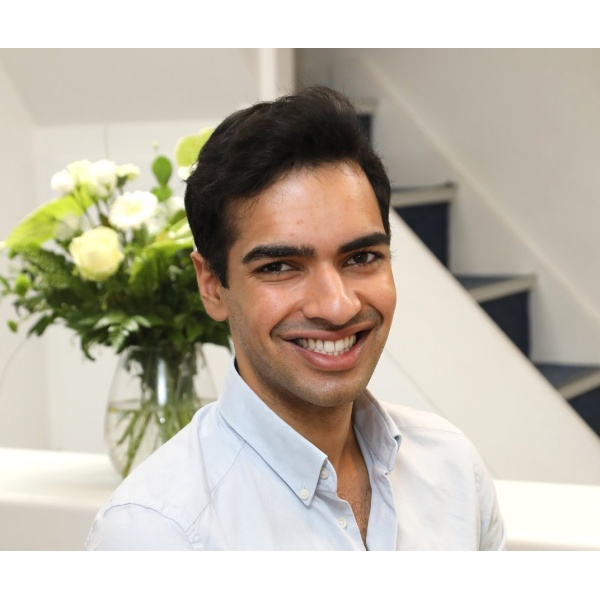 Clinictor - Welling Corner Dental Practice - Dr Anuj Nayyar