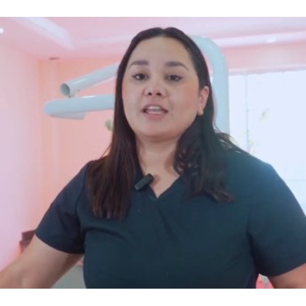 Clinictor - Smile Crafters by Algodones Dental Group - Dr Anya  Lizarraga