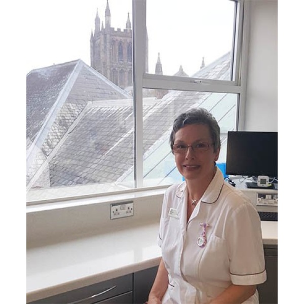 Clinictor - Broad Street Dental Surgery - Dr April Halford