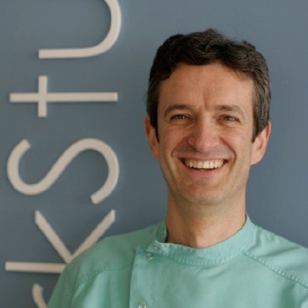 Clinictor - The Neem Tree Dental Practice - Fleet Street - Dr Augusto Pezzolla
