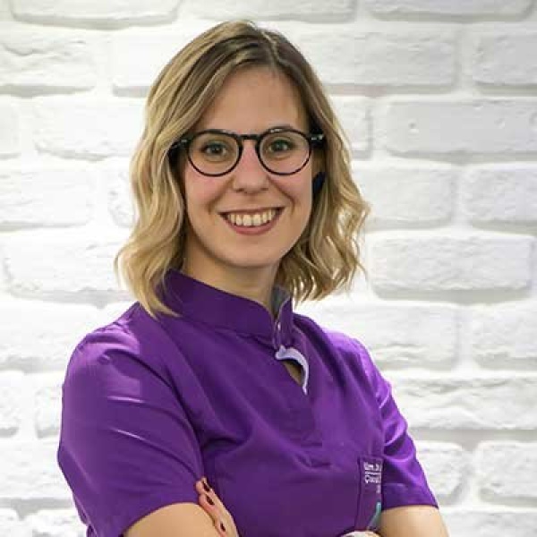 Clinictor - Exclusive Dental Turkey - Dr Ayça  Bacaksız