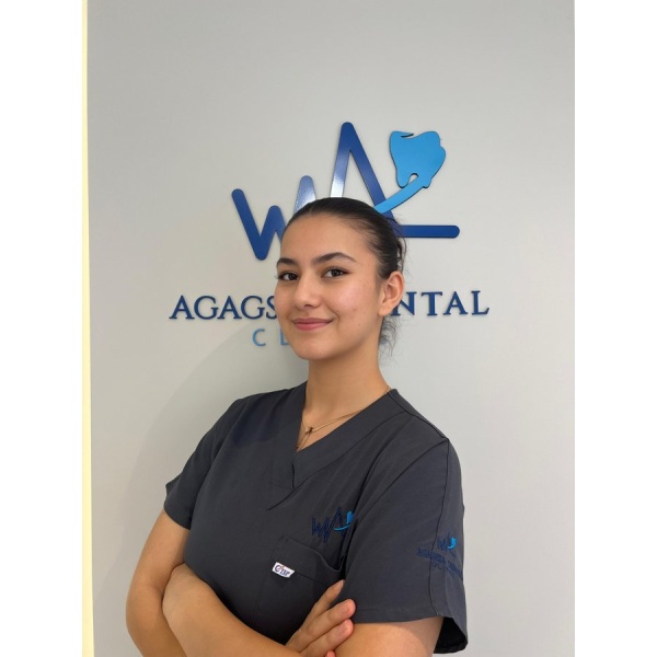 Clinictor - Agagsia Dental Clinic - Dr Azra Yildiz