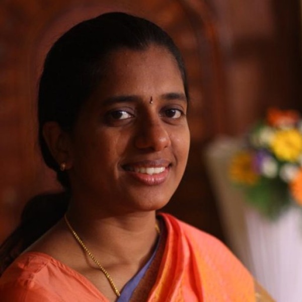 Clinictor - Hande Hospital - Dr B Dhanalakshmi