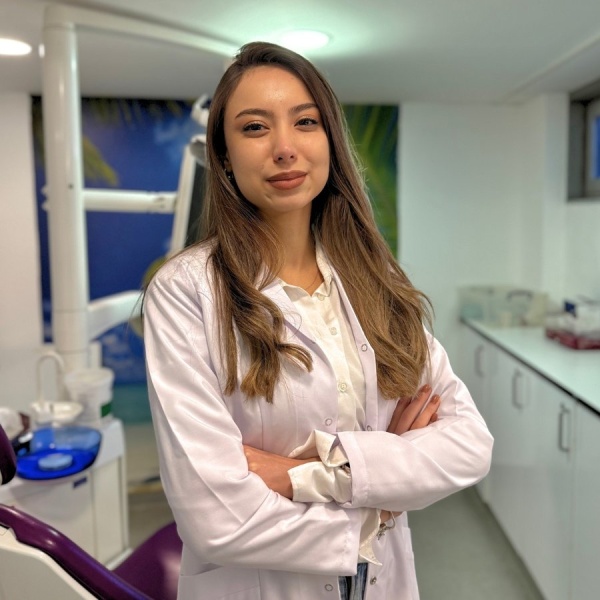 Clinictor - Okan Dent - Dr Beyza enver gökçen