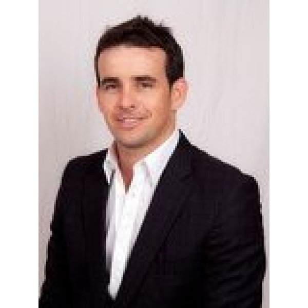Clinictor - Bruno Negri Clinica Dental Integral - Dr Bruno Negri