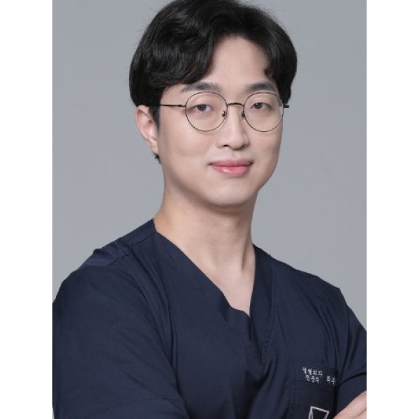 Clinictor - V.LIF Plastic Surgery - Dr Bu Hyun Choi