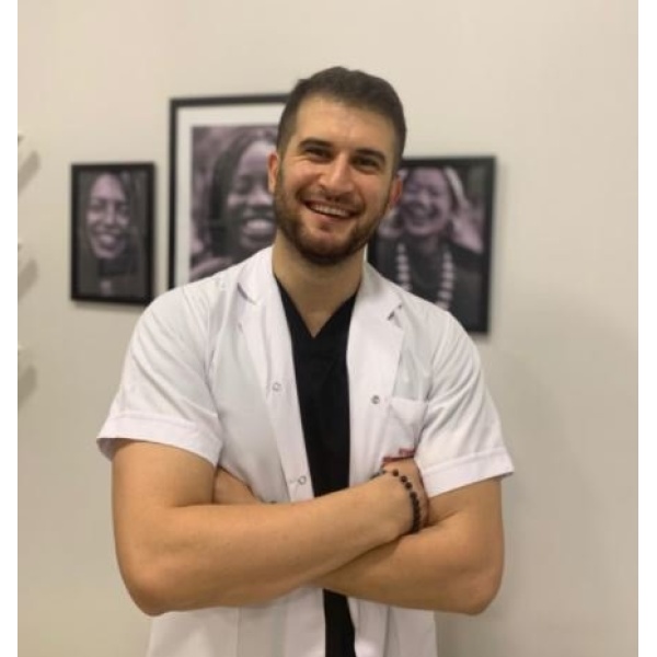 Clinictor - Akva Dental Clinic - Dr Burak GUROGLU