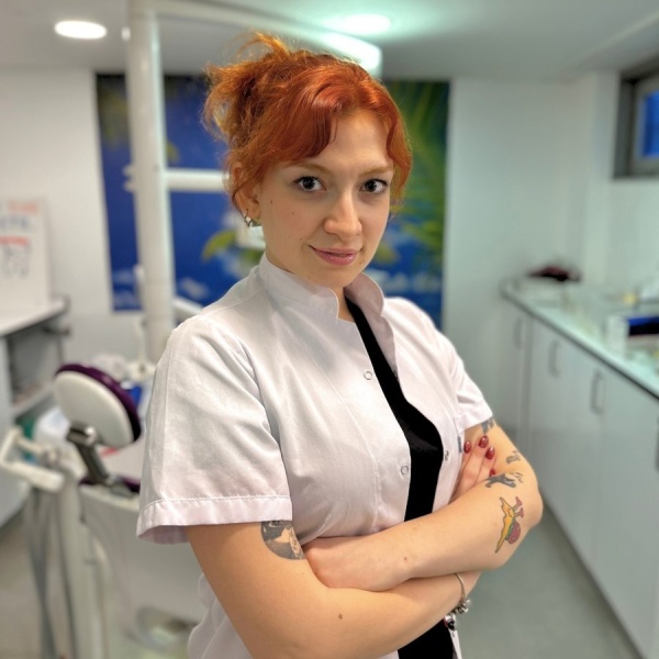 Clinictor - Okan Dent - Dr Büşra  Oncü