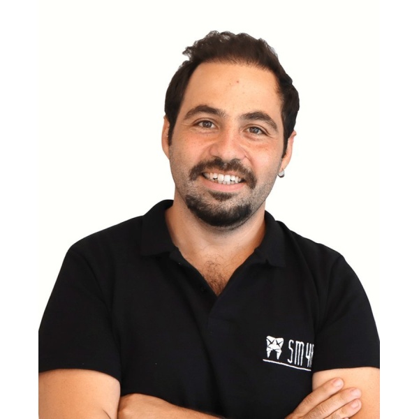 Clinictor - Smyrna Dent - Dr Çağlar  Körcük