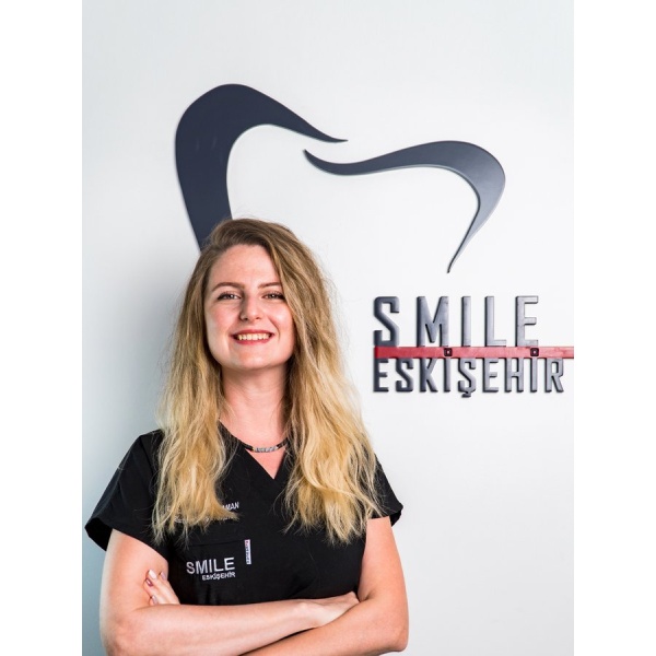 Clinictor - Smile Eskişehir Ağız ve Diş Sağlığı Polikliniği - Dr Canan Kaman