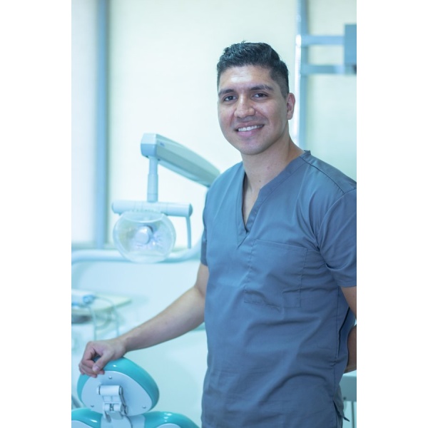 Clinictor - Dentistar - Dr Carlos Mario López de León