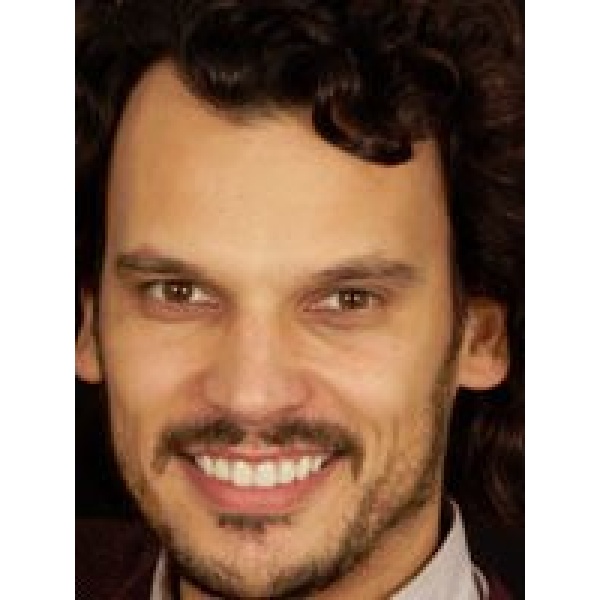 Clinictor - Escentics Dental and Implant Centre - Dr Carlos Saramago