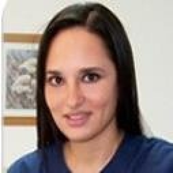Clinictor - Dentaltek Dental Clinic - Dr Carolina Paez Rodriguez