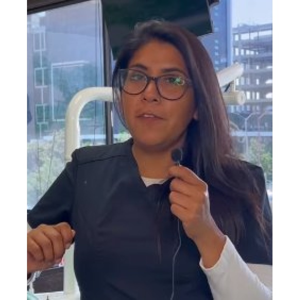 Clinictor - The Calil Dental Studio - Dr Carolina .