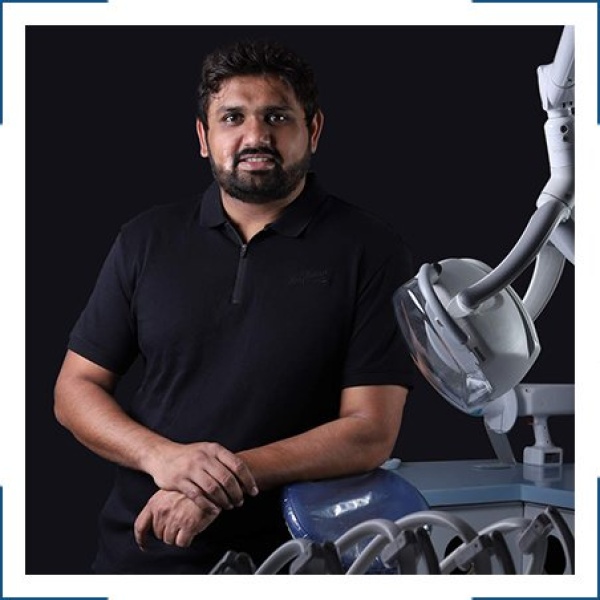 Clinictor - Aesthetix Dental Care - Dr Chintan Boghara