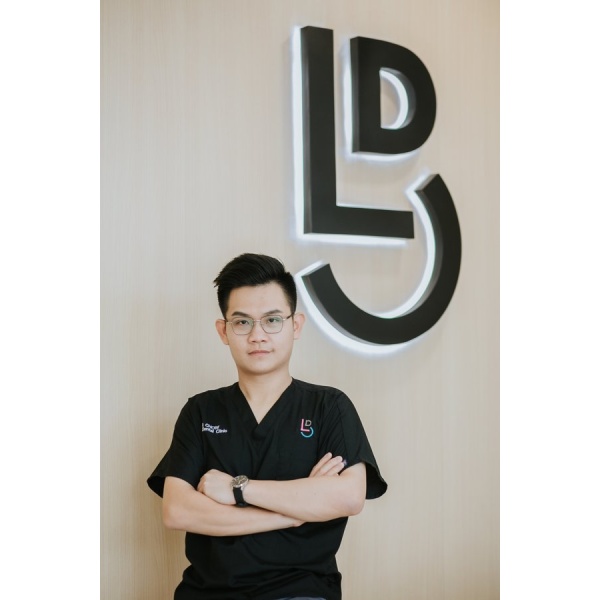 Clinictor - Light Dental Clinic - Dr Chow Wei Pin