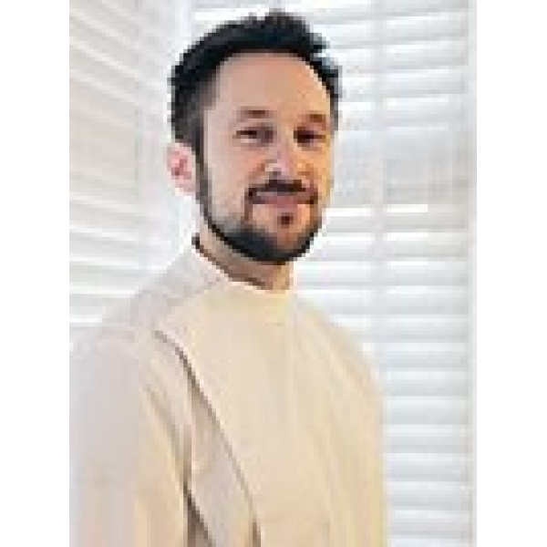 Clinictor - Backwell Dental Care - Dr Christopher Charles